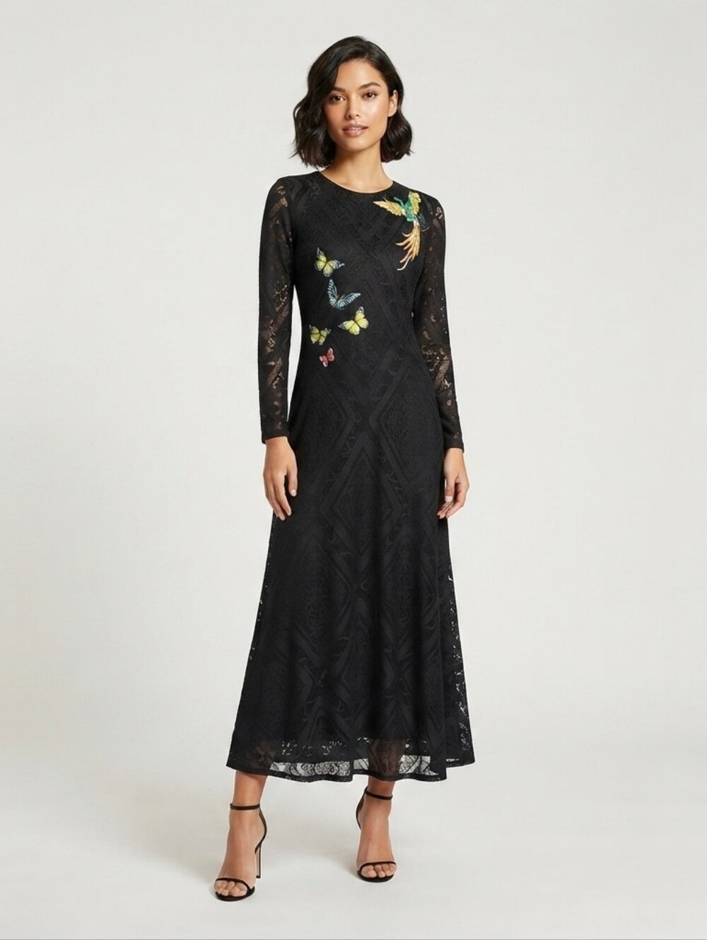 NWOT Black Embroidered Lace with Butterfly Appliques Size 6